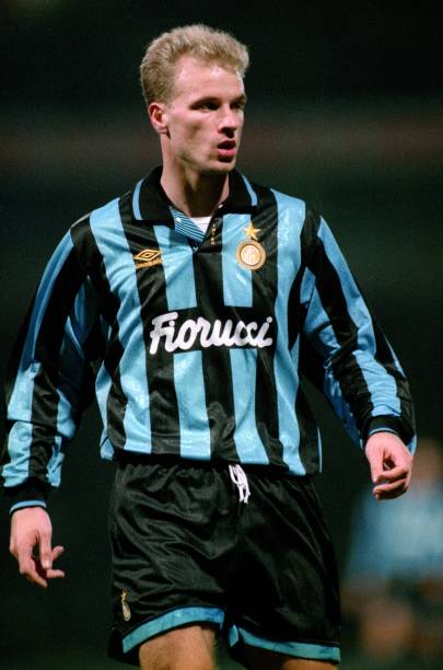 作为英国足 作为英国足