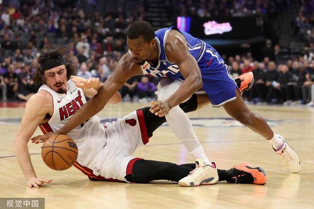 转会市场上 转会市场上