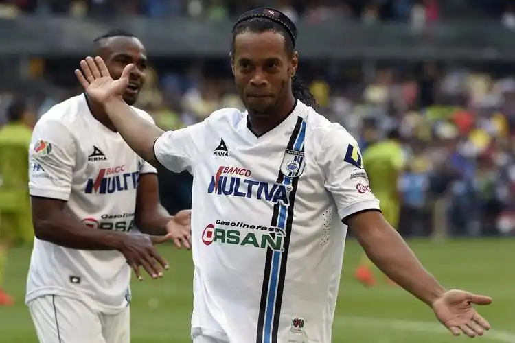 在这种背景 在这种背景